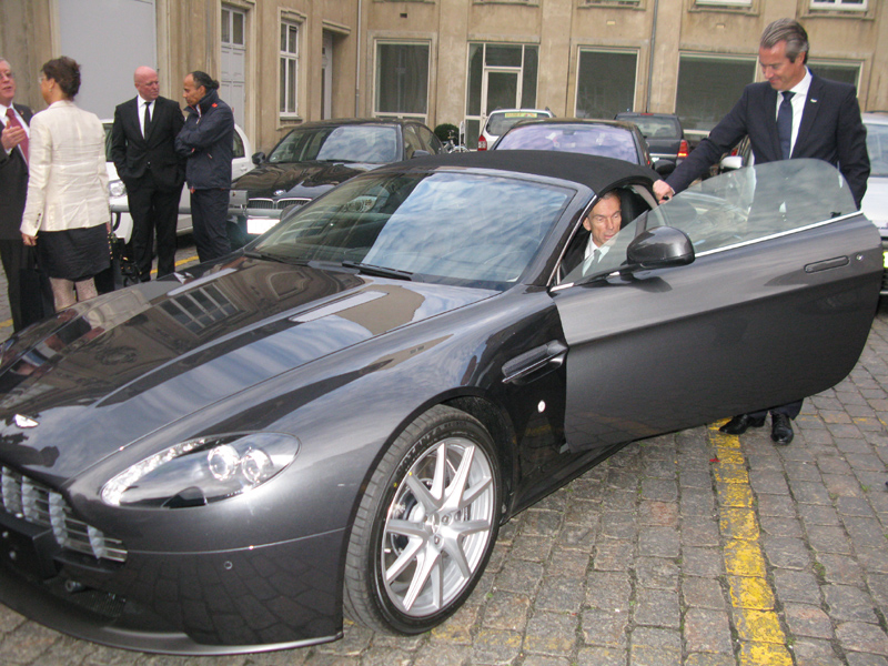 Aston Martin Vantage V12 Köpenhamn James Bond