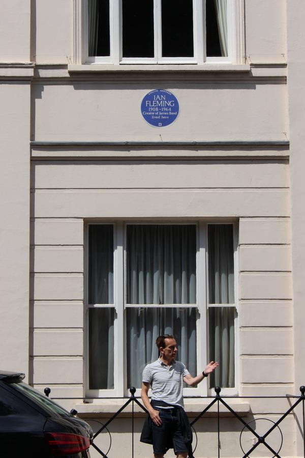      ENGLISH HERITAGE IAN FLEMING 1908-1964 CREATER OF JAMES BOND LIVED HERE EBURY STREET 22 LONDON JAMES BOND GUNNAR SCHÄFER