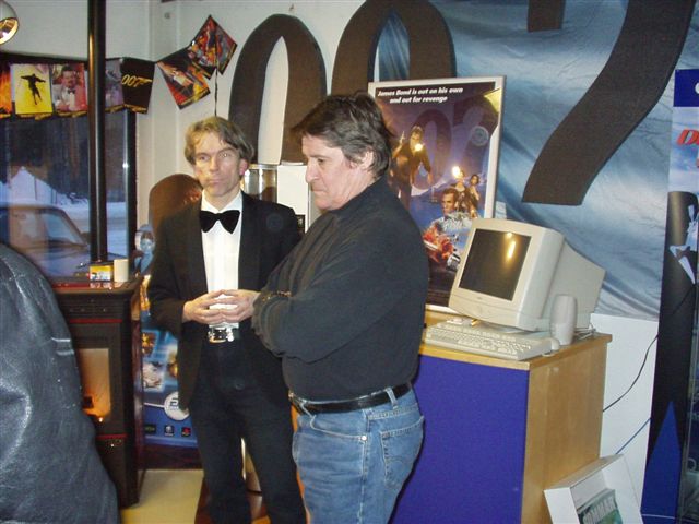  LICENCE TO KILL 1989 Lars Lundgren with James Bond Gunnar Schfer in The James Bond 007 Museum Nybro Sweden