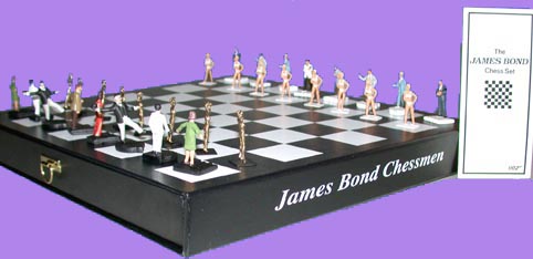 James Bond  Chess 007    Chess set 007 By Little Lead Soldiers  Set complet with 32 figures die cast with superb finish.