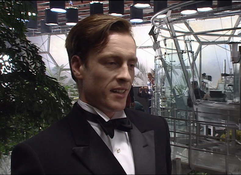 Gustav Graves - Toby Stephens